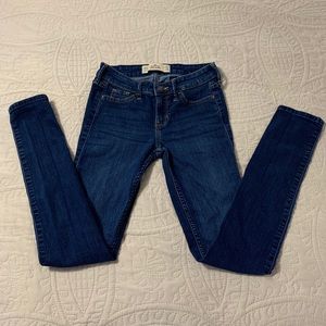 Hollister Jeans, EUC size 1
